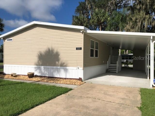 113 Palm Dr., Eustis, FL 32726
