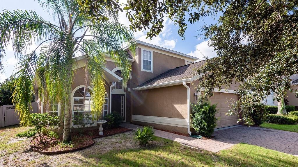 26008 Singing Lark Ct., Leesburg, FL 34748