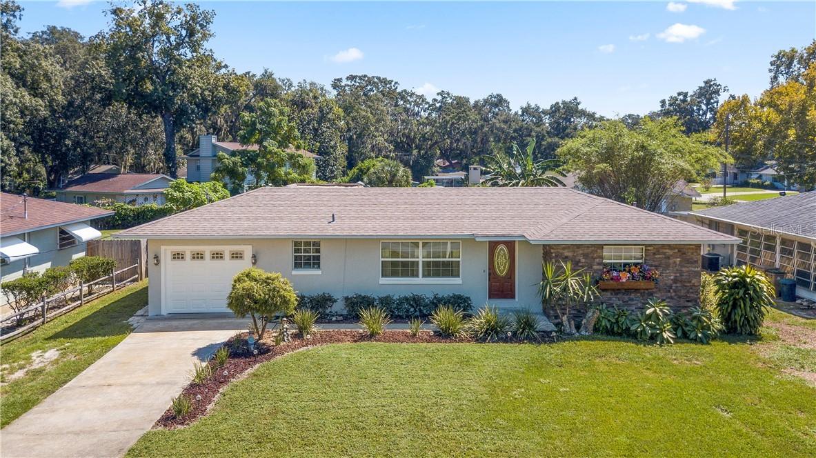 326 N Sunset Dr., Mount Dora, FL 32757