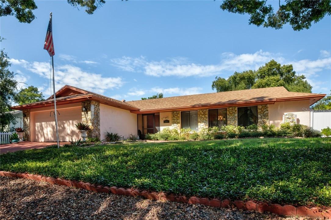 33 Sweetwater Creek Cir., Oviedo, FL 32765