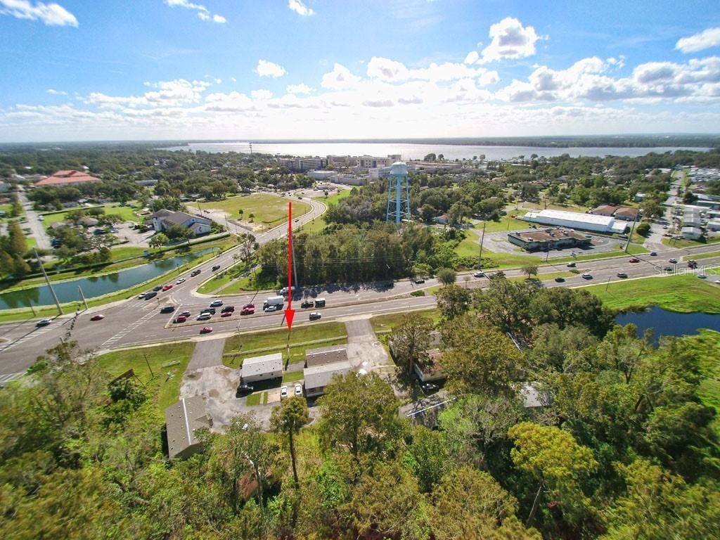 575 N Duncan Dr., Tavares, FL 32778