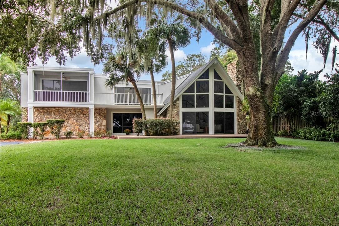 9171 Silver Lake Dr., Leesburg, FL 34788