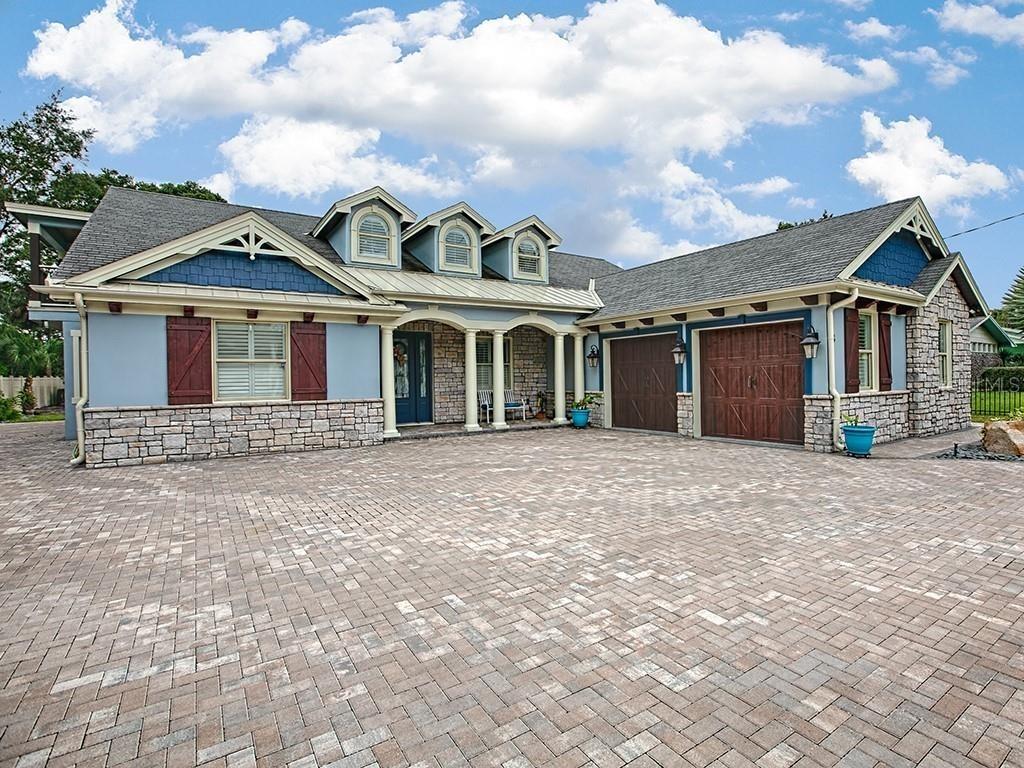 18 W Oak St., Apopka, FL 32703