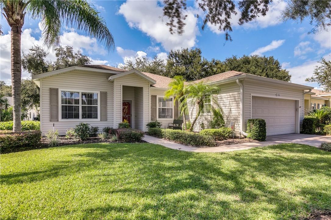 25811 Whisper Oaks Rd, Leesburg, FL 34748