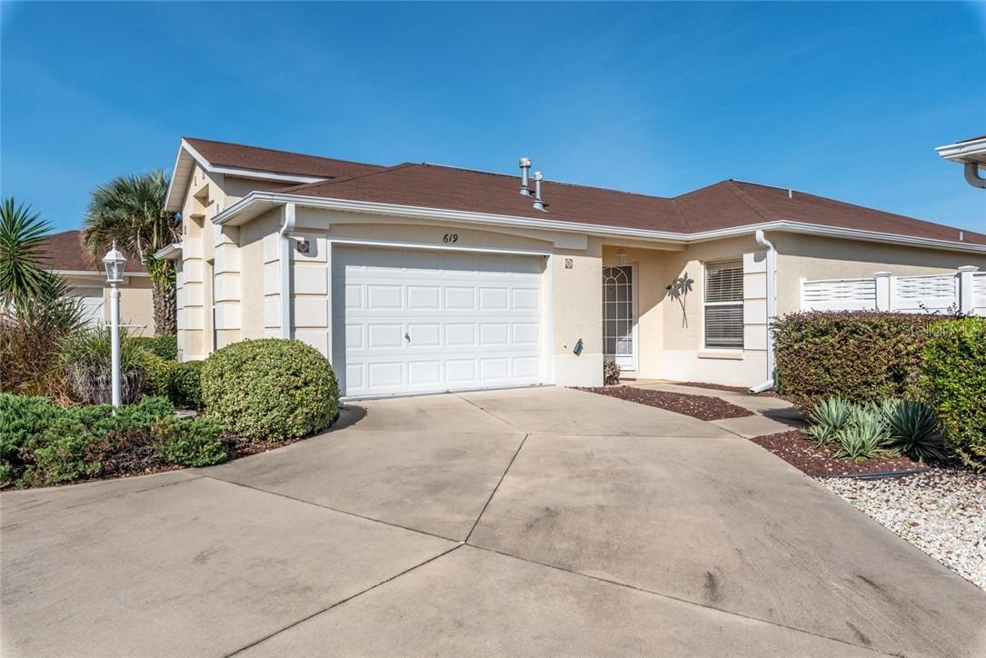 619 Danbury St., The Villages, FL 32162