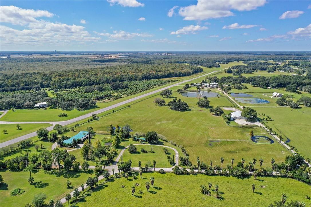 1332 Strimenos Ln., Leesburg, FL 34748