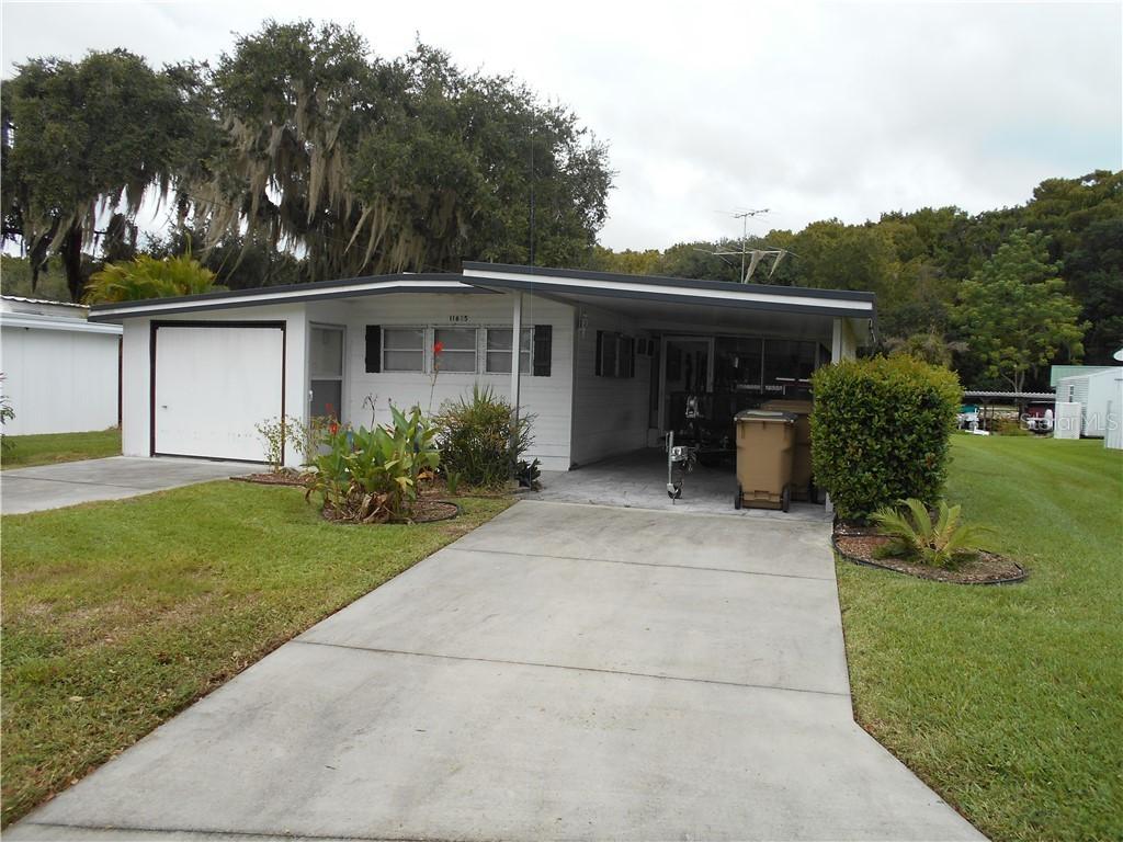 11635 Magnolia Ave., Tavares, FL 32778