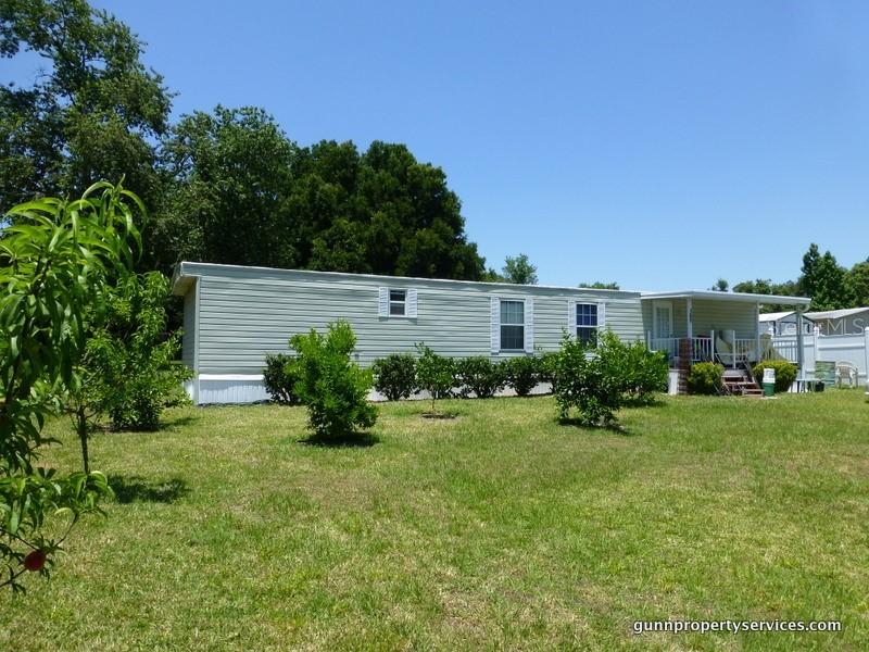109 Mark Ave., Lady Lake, FL 32159