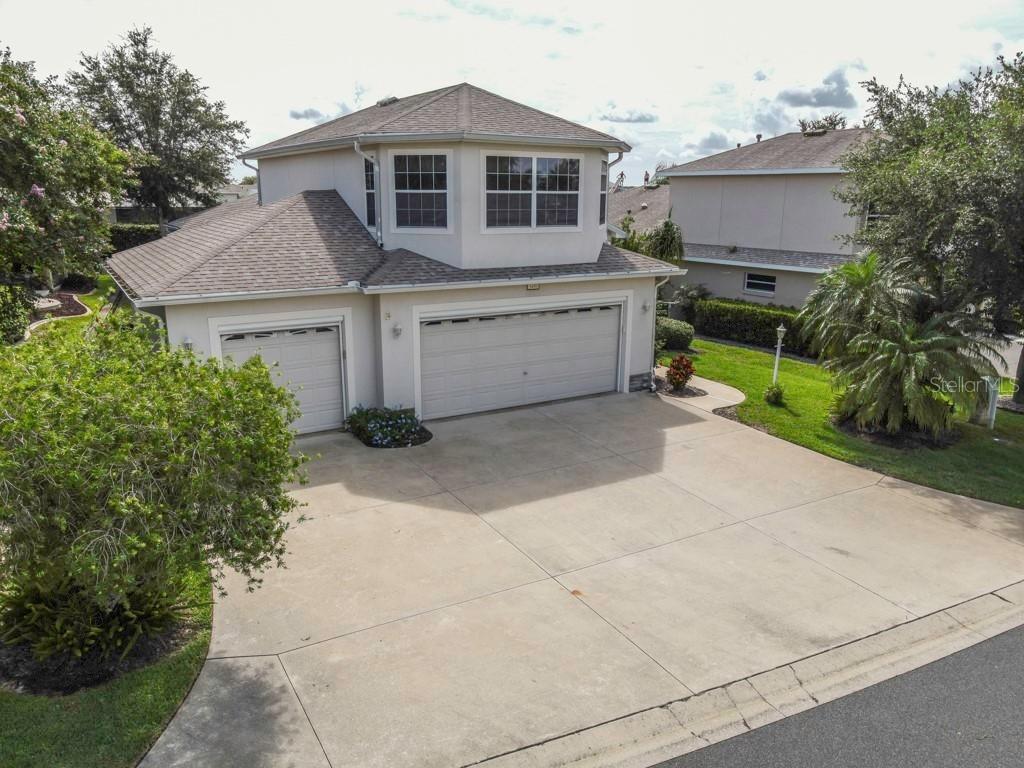 5480 Bounty Cir., Tavares, FL 32778