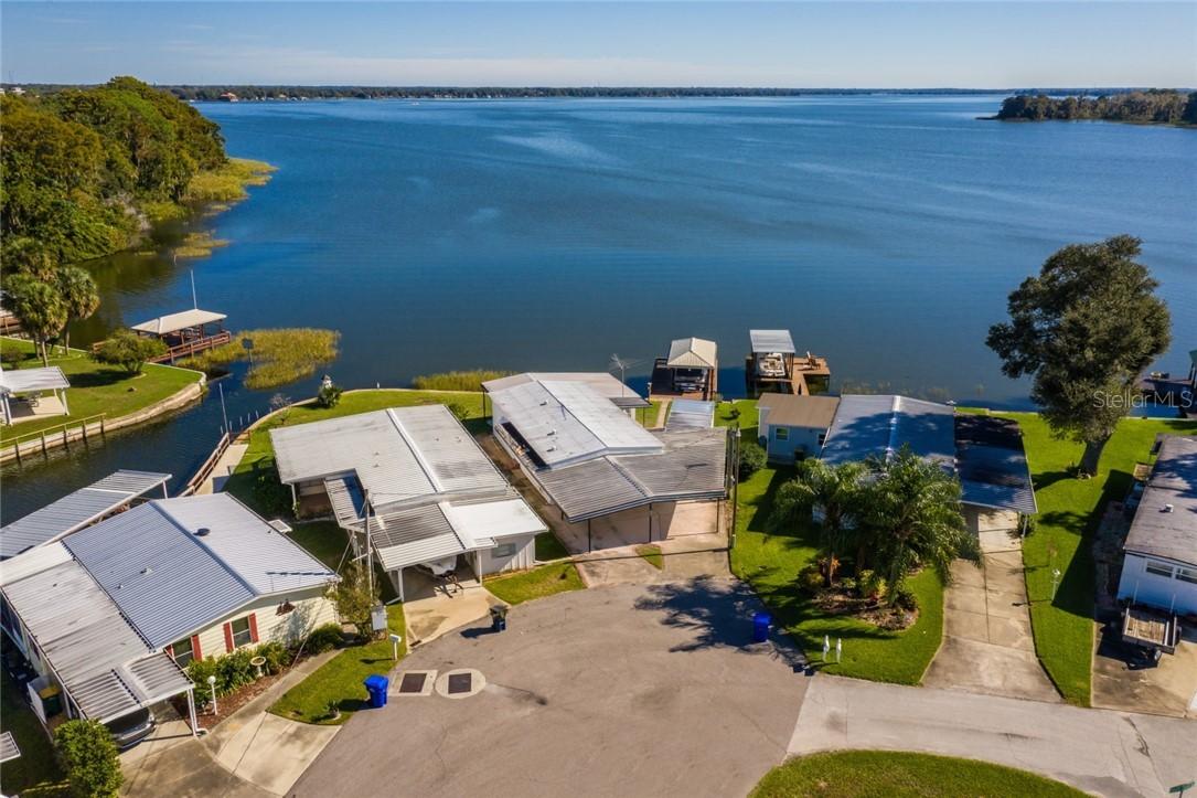 1310 Southshore Dr., Tavares, FL 32778