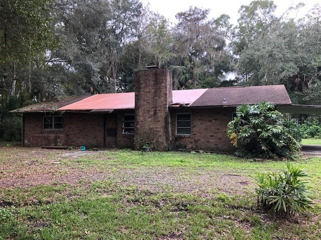 2724 Cr 423, Lake Panasoffkee, FL 33538