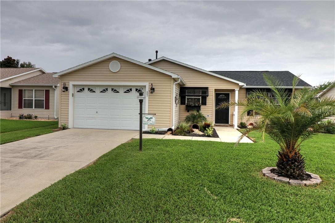 863 Henderson Ln., The Villages, FL 32162