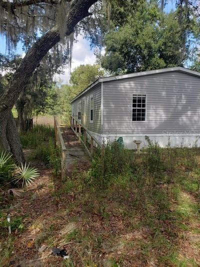 12562 SE 143rd Ct., Ocklawaha, FL 32179