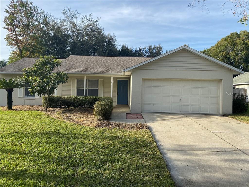 2622 Gables Dr., Eustis, FL 32726