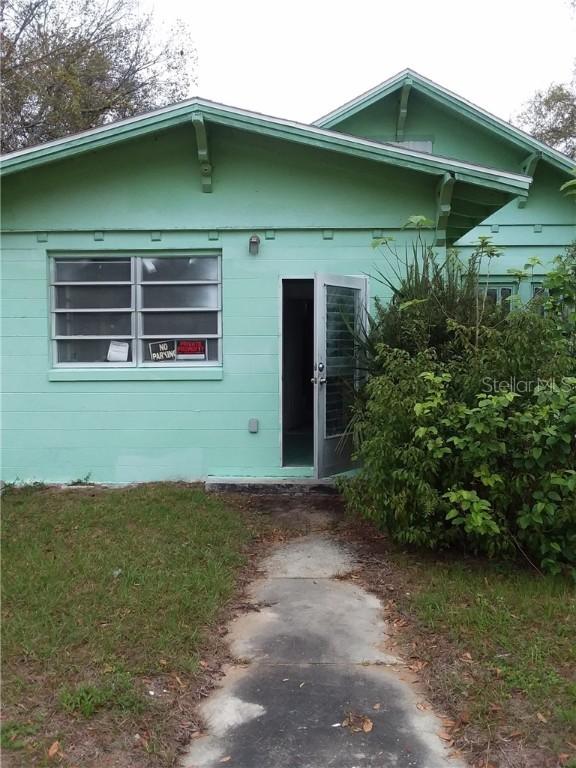 1105 E Mcdonald Ave., Eustis, FL 32726