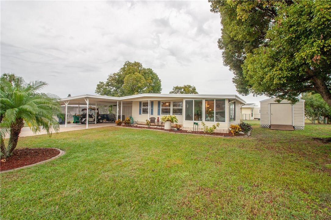 1316 Apache Cir., Tavares, FL 32778