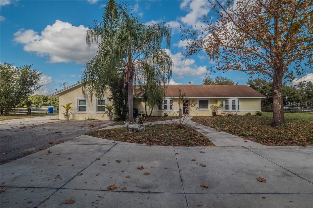 16535 County Road 448, Mount Dora, FL 32757