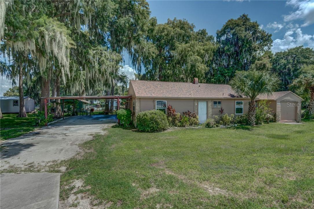 12149 Canal St., Tavares, FL 32778