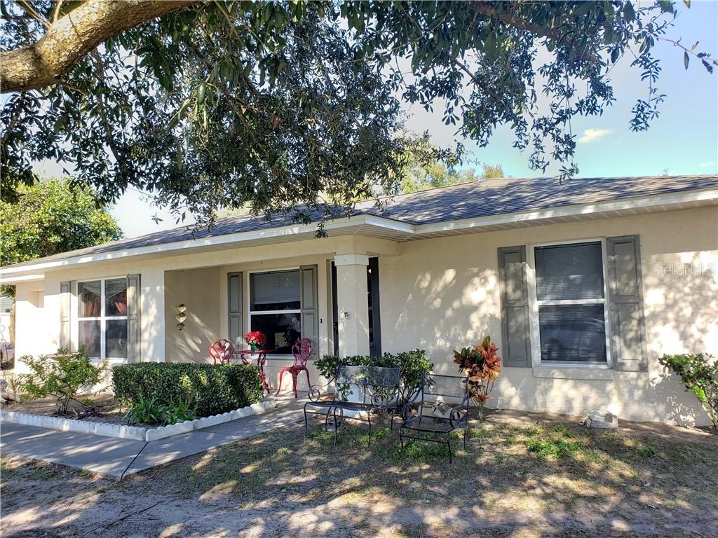 306 W Givens St., Tavares, FL 32778