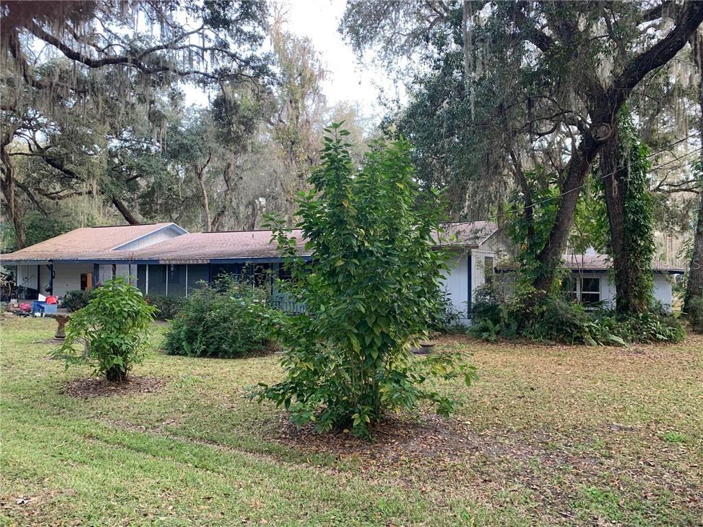 2469 Cr 401a, Lake Panasoffkee, FL 33538