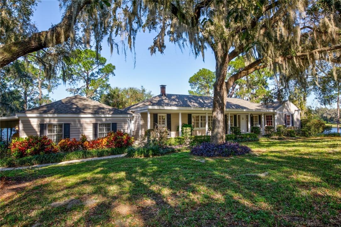 2590 Villa Way, Eustis, FL 32726