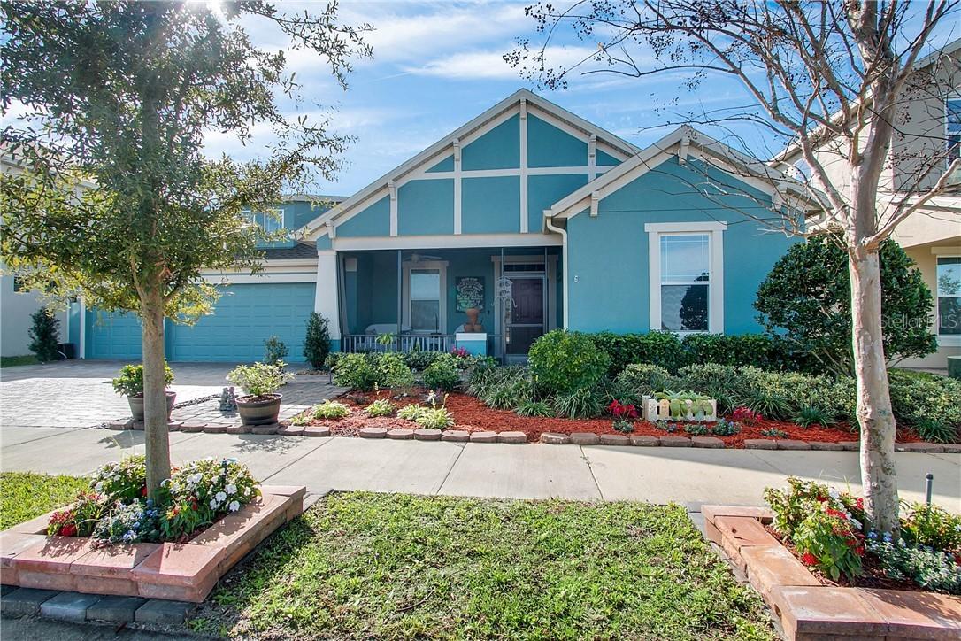 383 Blue Cypress Dr., Groveland, FL 34736