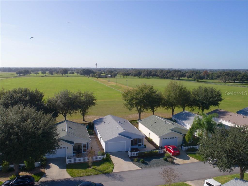 2819 Barboza Dr., The Villages, FL 32162
