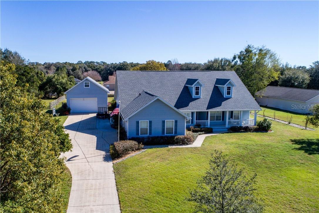 22748 Stallion Dr., Sorrento, FL 32776