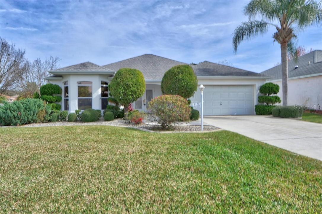 2122 Barbosa Ct., The Villages, FL 32159