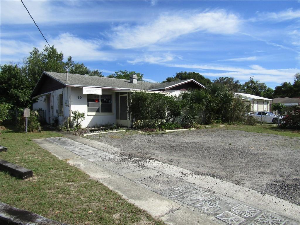 19 Deidrich St., Eustis, FL 32726
