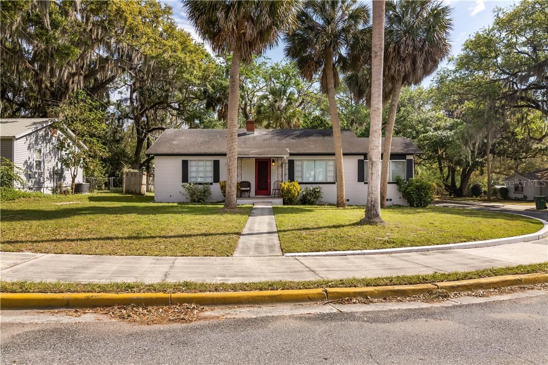 714 Park Dr., Leesburg, FL 34748