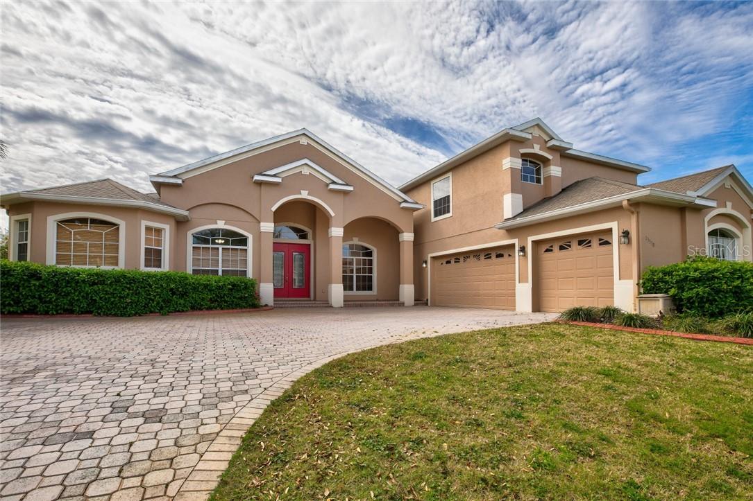 23550 Valderama Ln., Sorrento, FL 32776