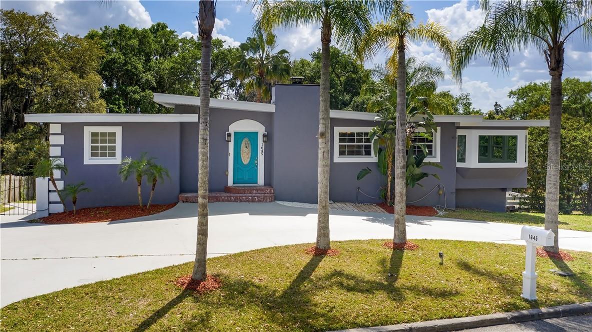 1645 Penzance Rd., Clermont, FL 34711