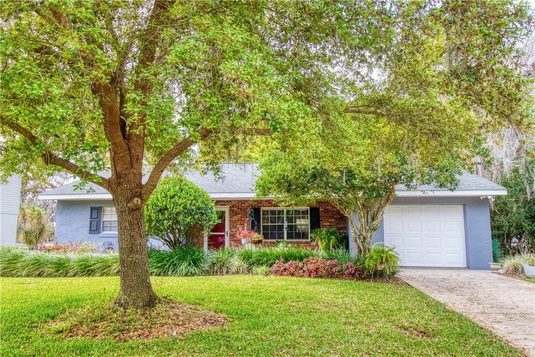 1638 Hamilton St., Eustis, FL 32726