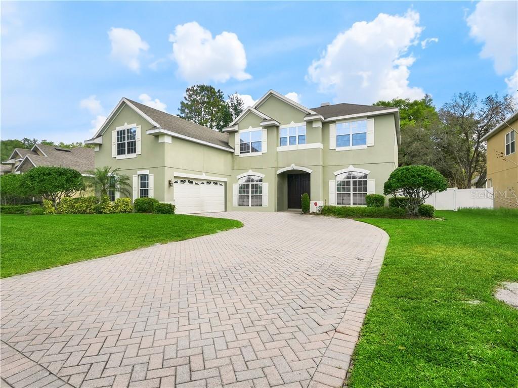313 E Blue Water Edge Dr., Eustis, FL 32736