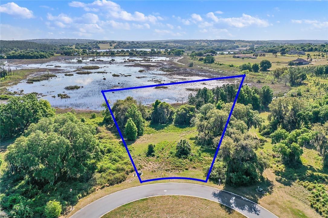 476 Long And Winding Rd., Groveland, FL 34737