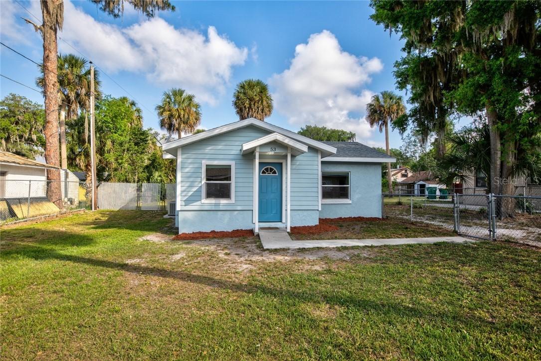 53 W Herrick Dr., Eustis, FL 32726