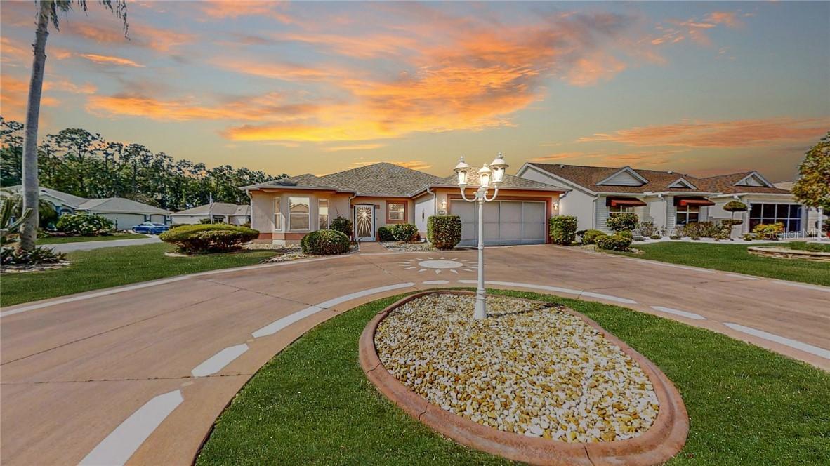 2117 Sansores St., The Villages, FL 32159