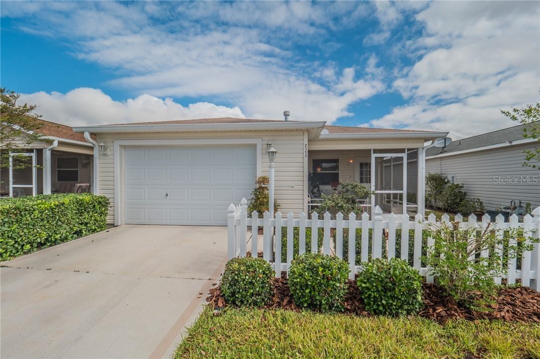 2359 Baton Pl., The Villages, FL 32162