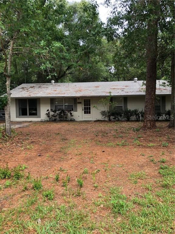 13425 Delaware Ave., Astatula, FL 34705
