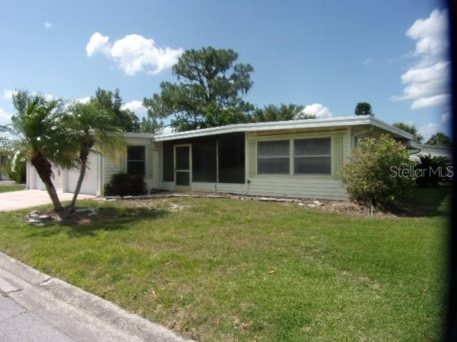 749 Buccaneer Blvd., Tavares, FL 32778