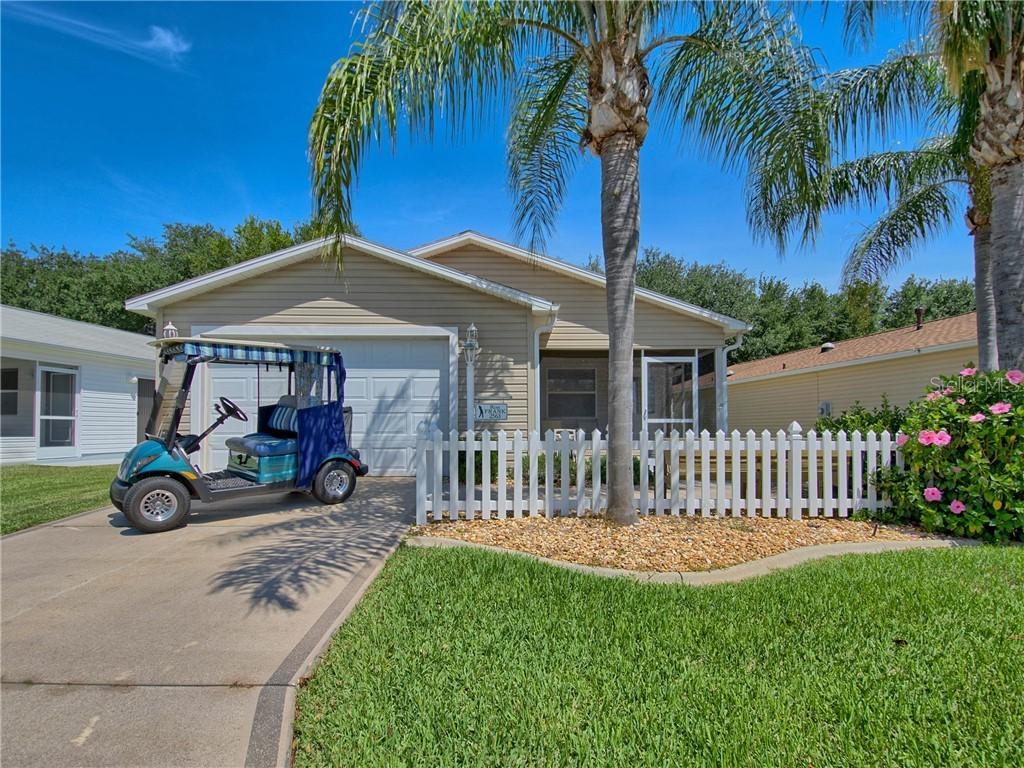 2563 Hialeah Ave., The Villages, FL 32162