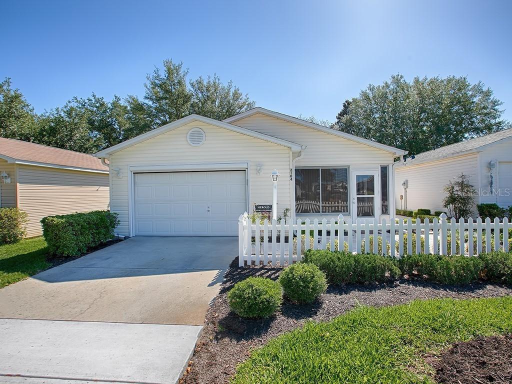 2104 Estevez Dr., The Villages, FL 32159