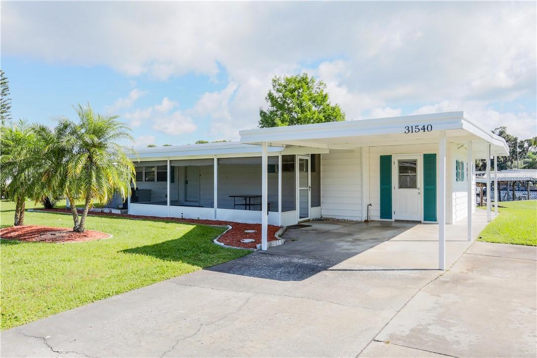 31540 Terrace Dr., Tavares, FL 32778