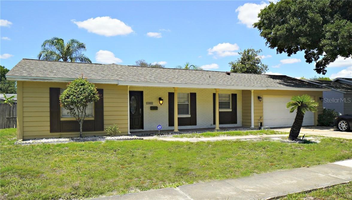 5662 Oak Hill Manor Dr., Orlando, FL 32839