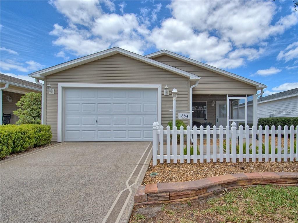 884 Crystal Ct., The Villages, FL 32162