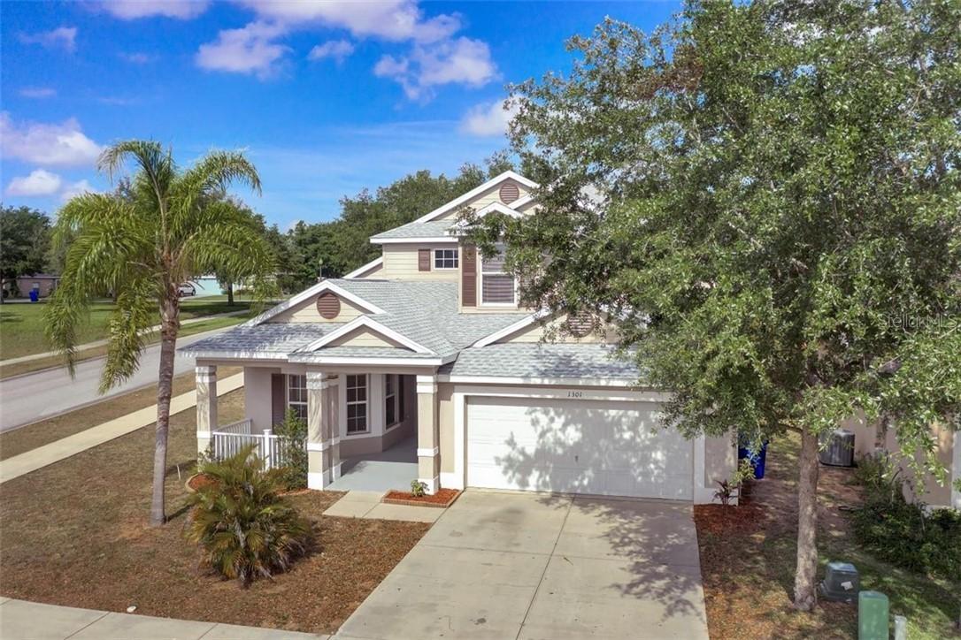 1301 Kellogg Dr., Tavares, FL 32778