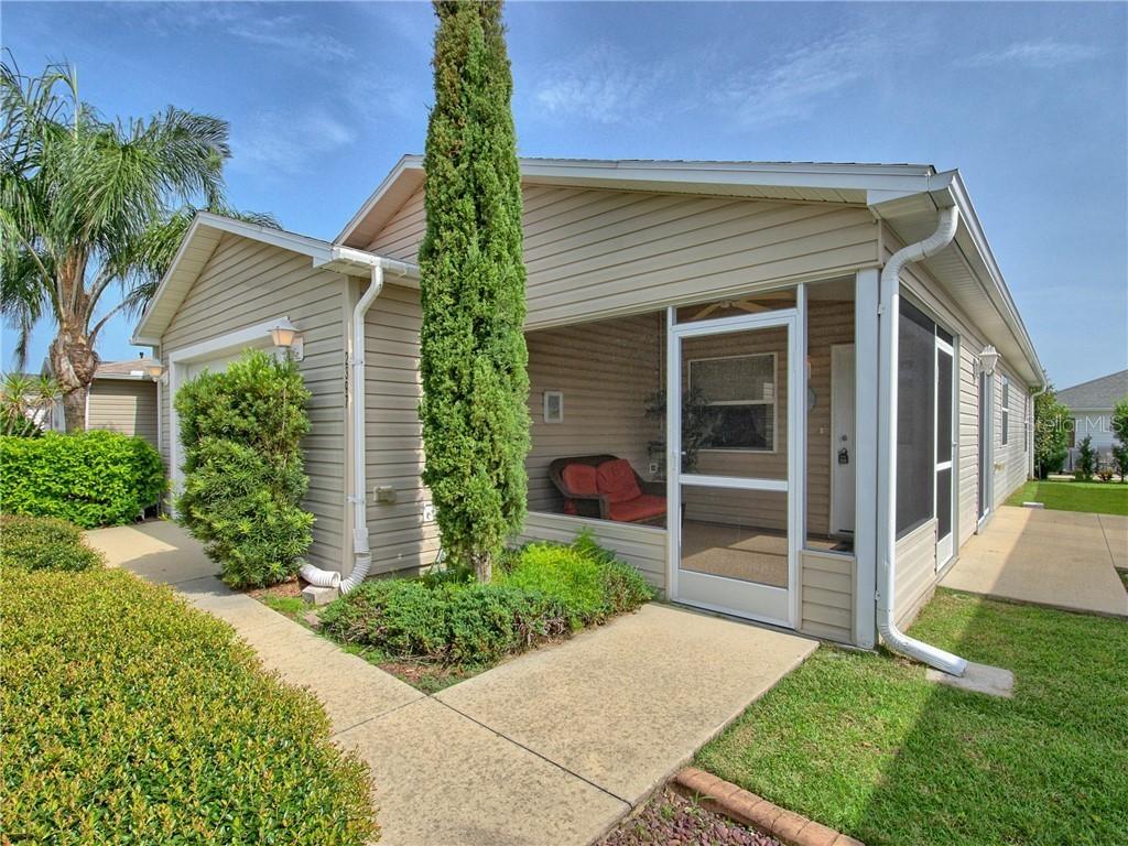 2397 Southern Oak St., The Villages, FL 32162