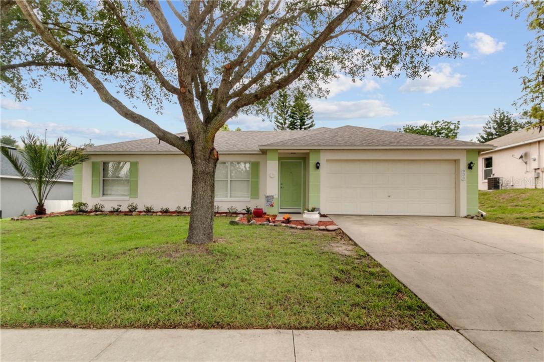 933 Cherry Laurel St., Minneola, FL 34715