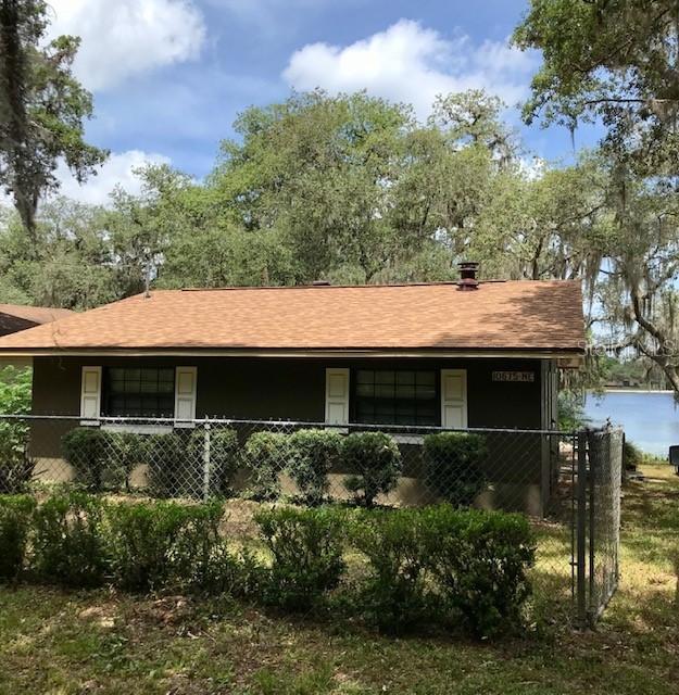 10675 NE 224th Place Rd., Fort Mc Coy, FL 32134